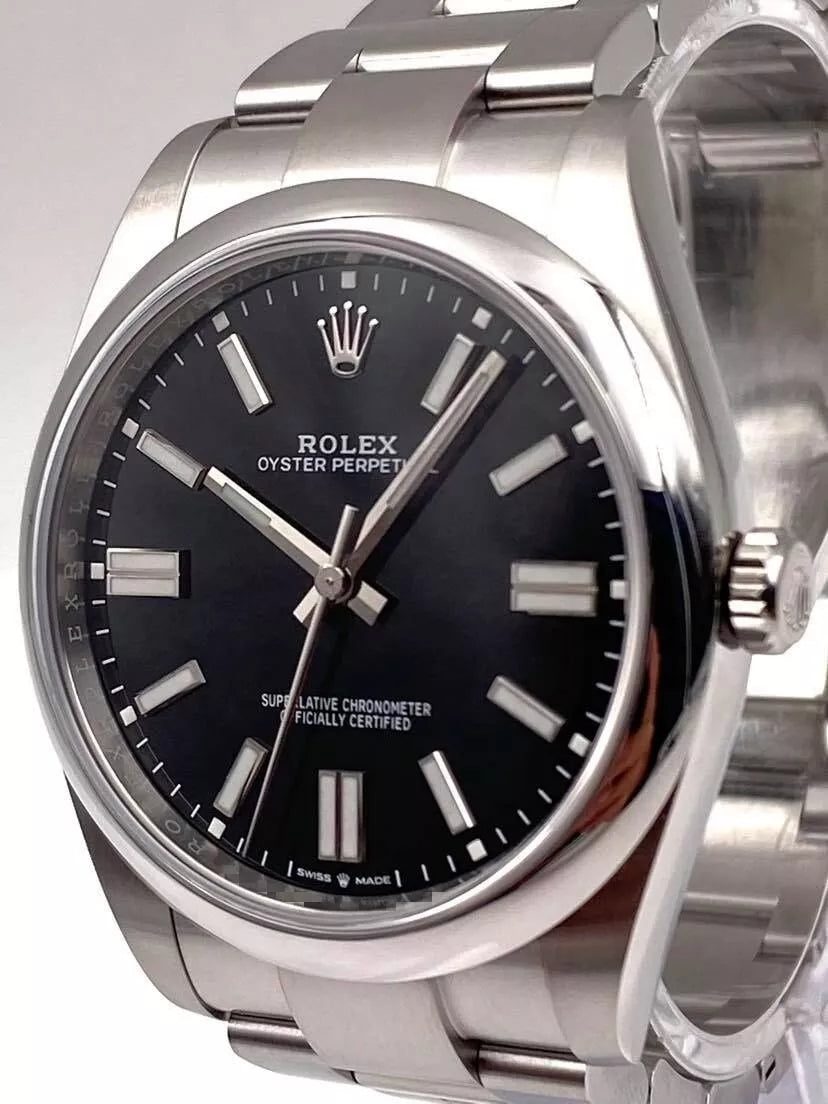 Rolex Oyster Perpetual 124300